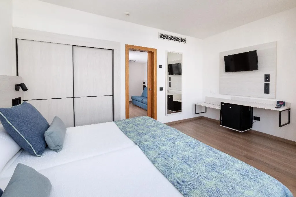 FAMILY ROOM ONE BEDROOM Room, Alexandre Troya, Tenerife