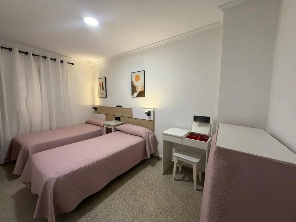 TRIPLE STANDARD Room, Hostal Bahía, Costa De La Luz