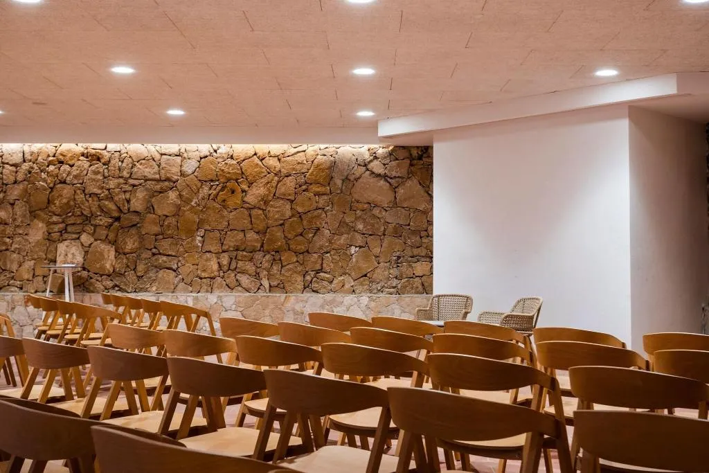 Conferences, Mangia’s Brucoli Sicily Autograph Collection, Catania