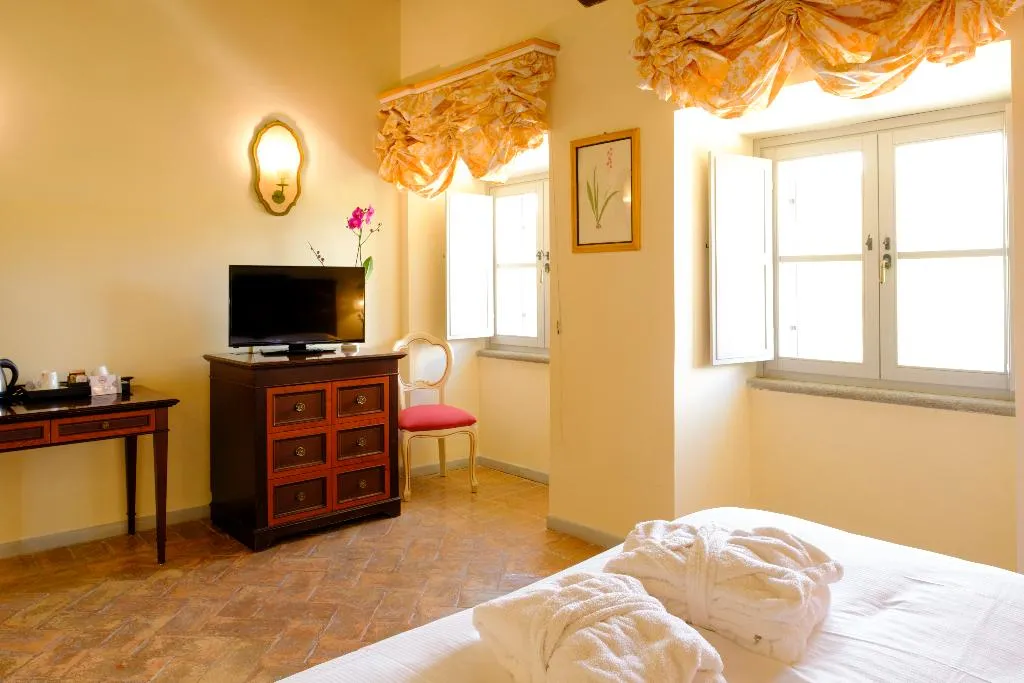 DOUBLE WITH VIEWS Room, Grand Hotel Terme di Stigliano, Rome