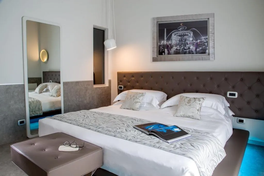 General view, Montenapoleone Suites, Milan