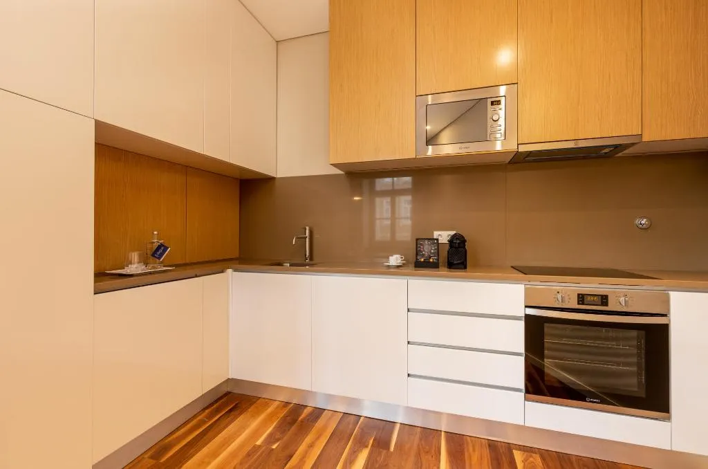 APARTMENT TWO BEDROOMS Room, Rs Porto Historic Center, Porto