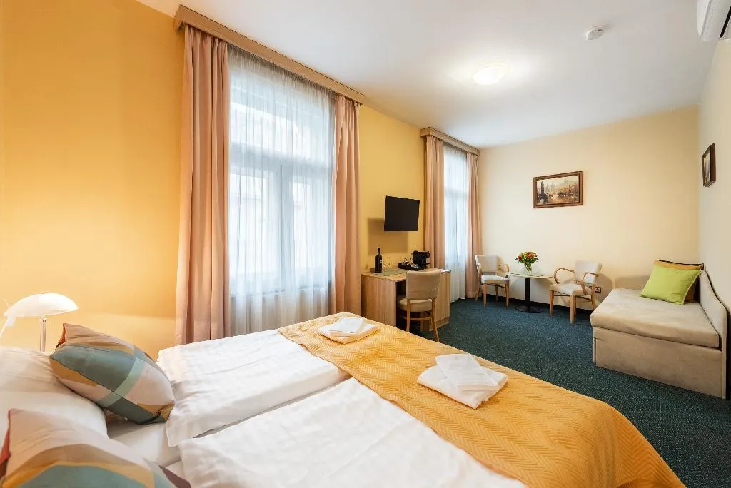 DOUBLE DELUXE Room, Hotel Libero, Prague