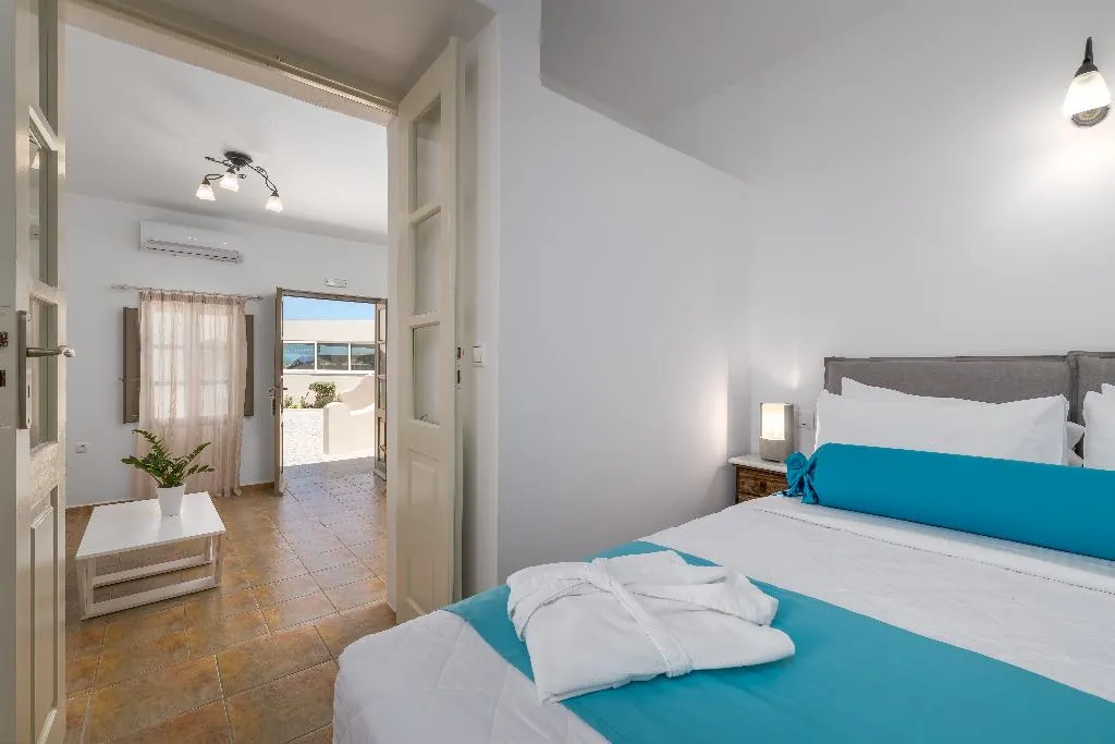 SUITE SUPERIOR POOL VIEW Room, En Plo Boutique Suites, Santorini