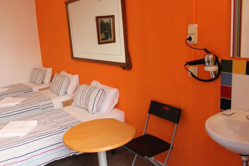Room, Arosa, Barcelona