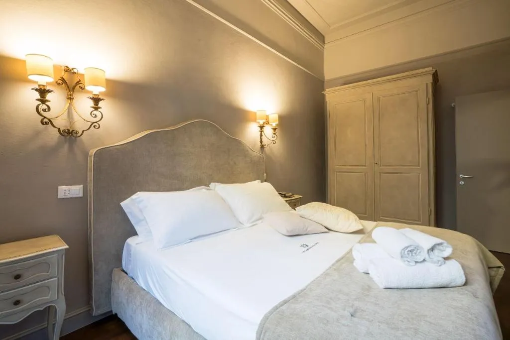 Room, Le Camere dei Conti, Florence