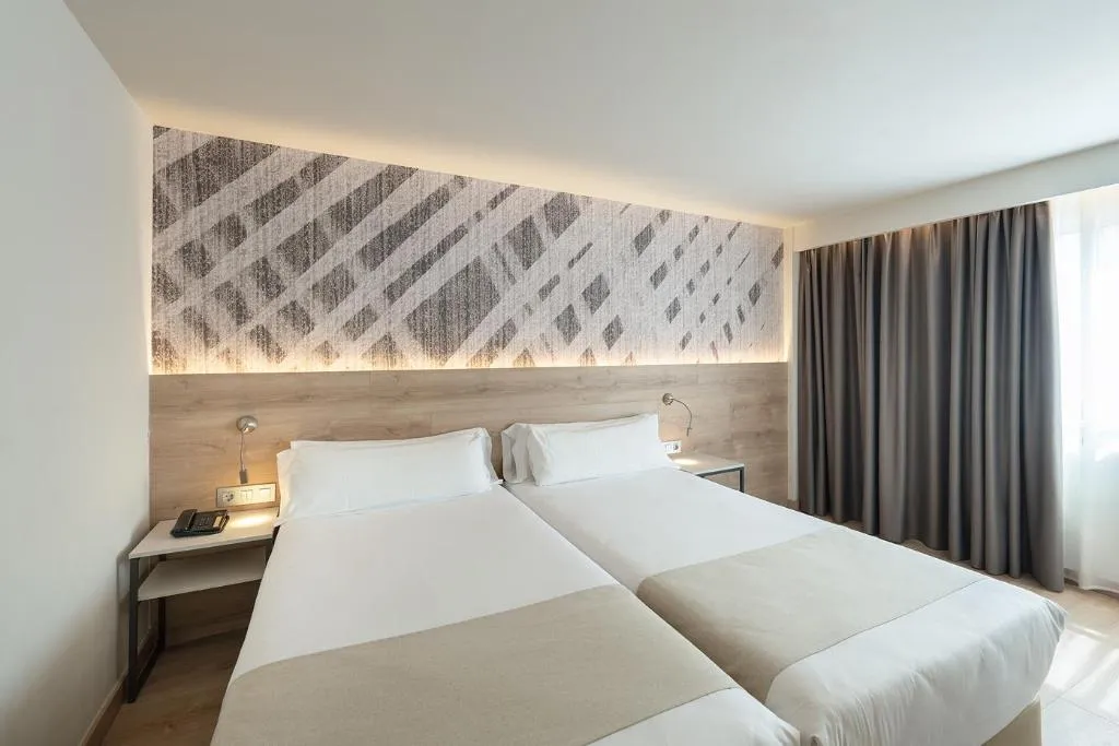 SINGLE STANDARD Room, Port Alicante - Playa de San Juan, Costa Blanca