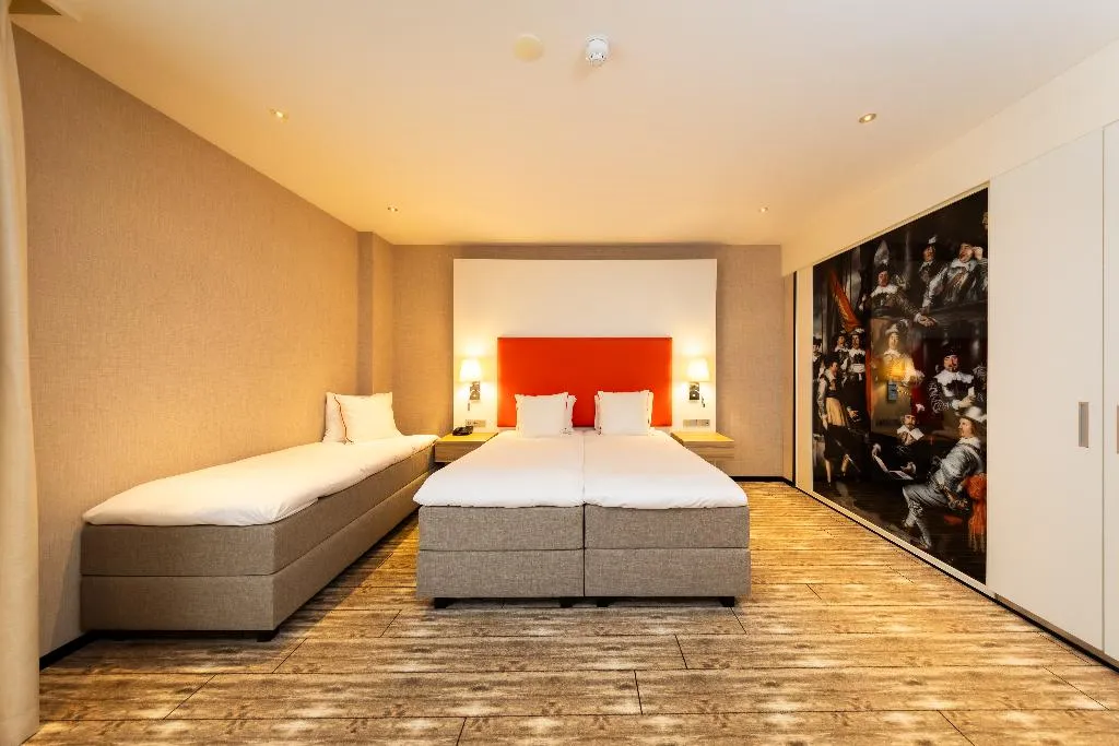 TRIPLE SUPERIOR Room, Van der Valk Hotel Schiphol, Amsterdam