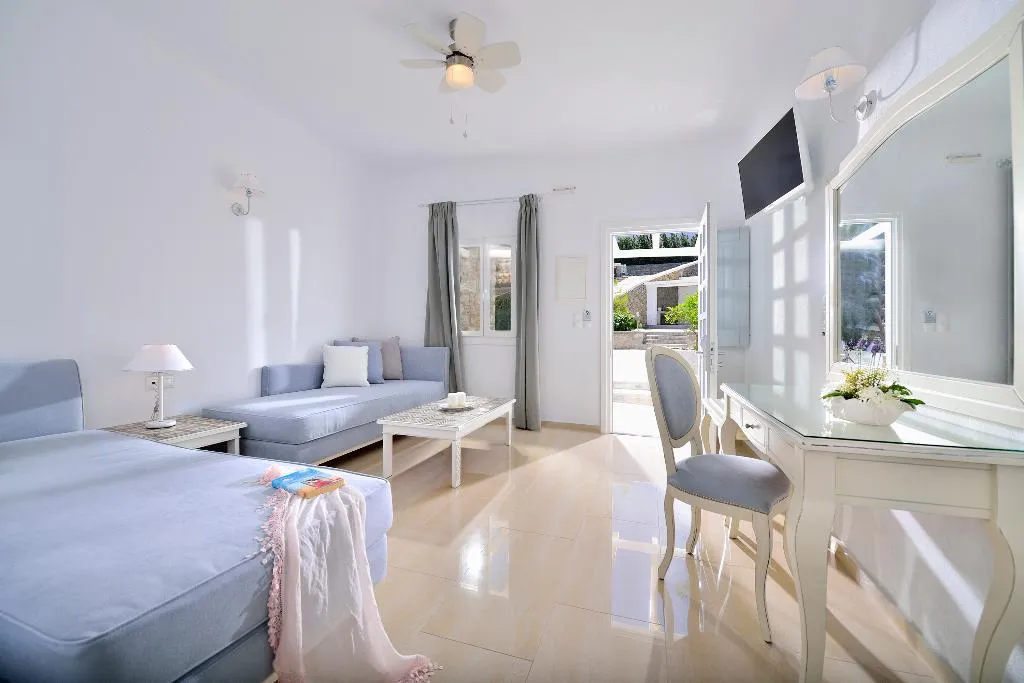 SUITE SUPERIOR Room, Kamari Hotel, Mykonos