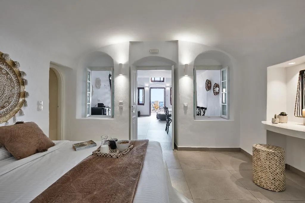 SUITE GRAND Room, Nano Suites, Santorini
