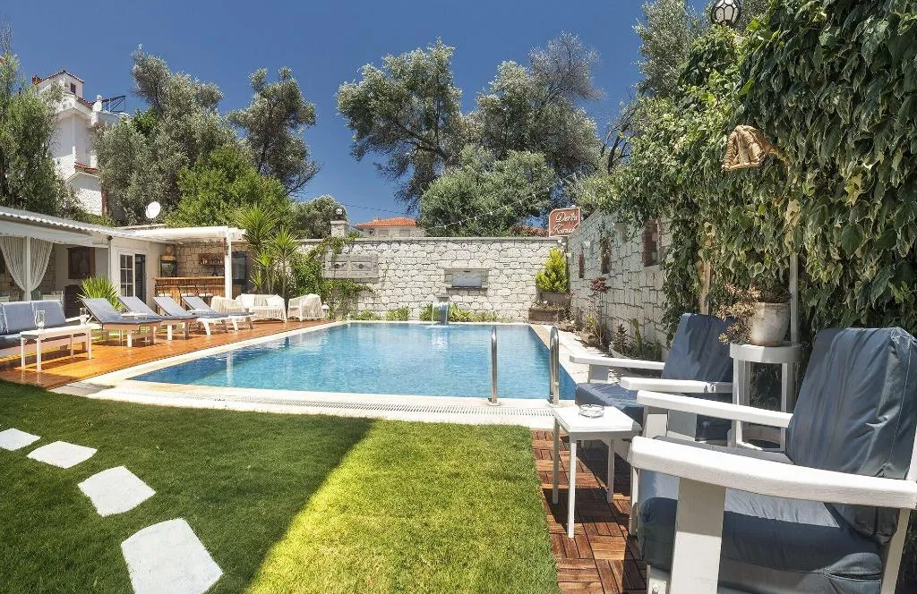 Sports and Entertainment, Derin Konak - Adults Only, Izmir