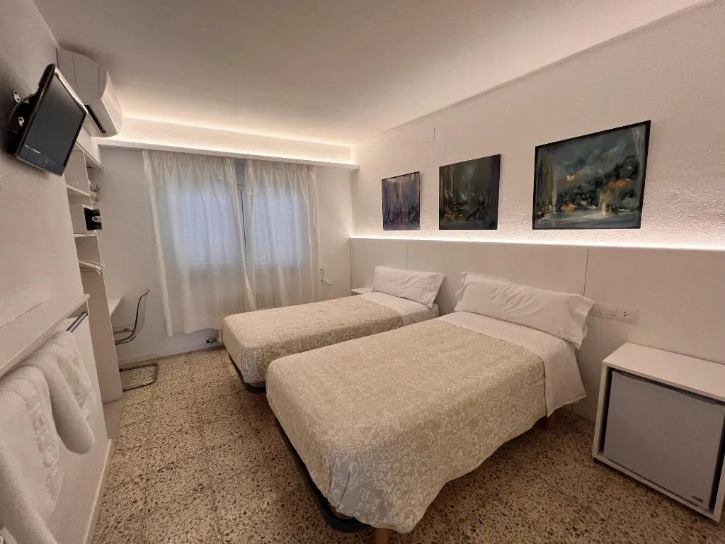 Room, Hostal Marina Cadaqués, Costa Brava