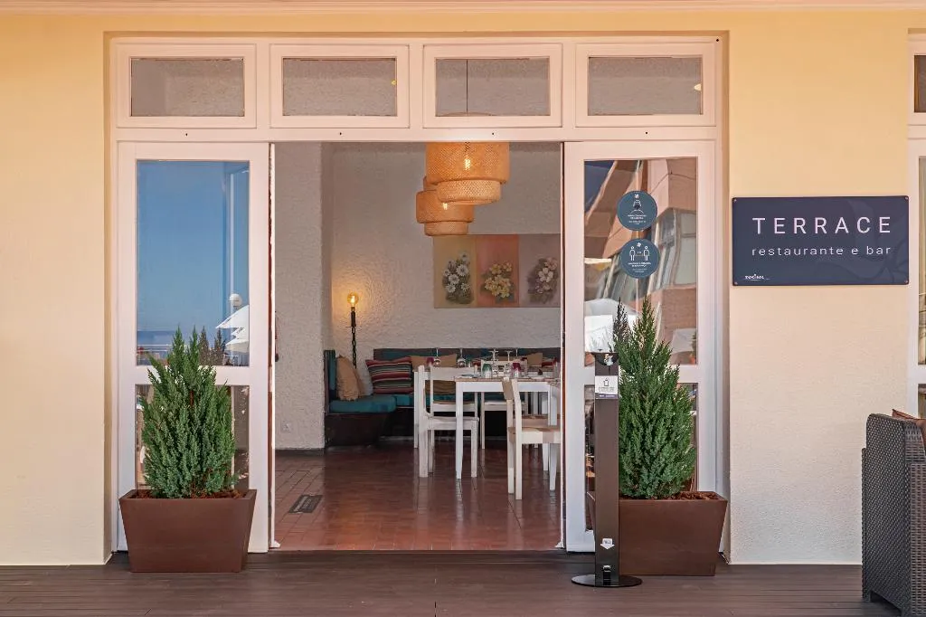 Terrace, Mimosa Studio Hotel, Madeira