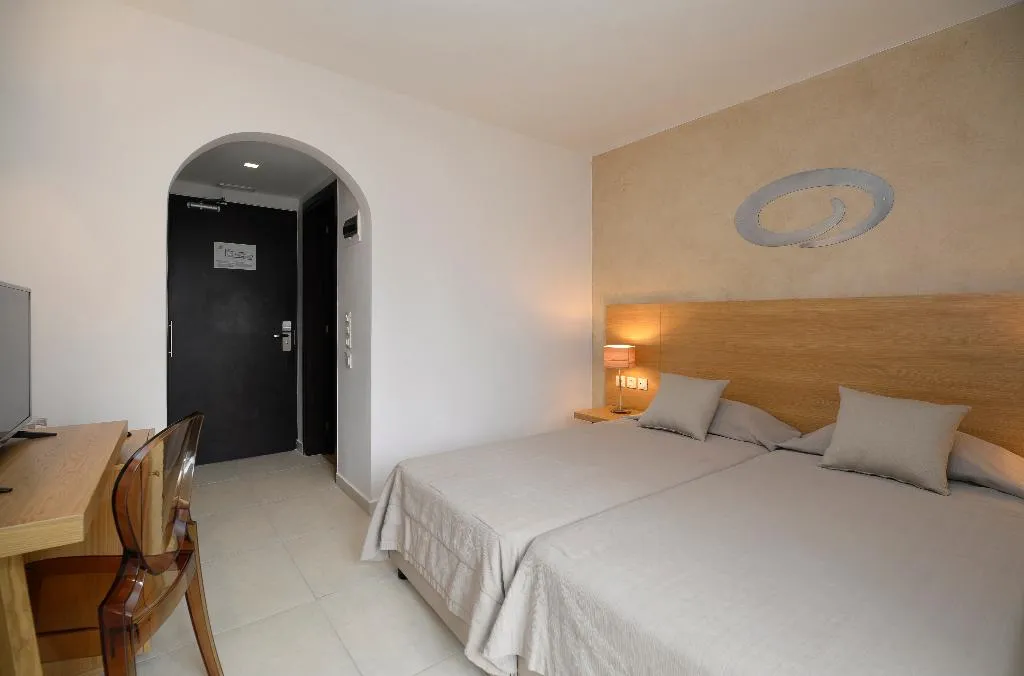 Double or Twin SIDE SEA VIEW Room, Golden Beach, Crete
