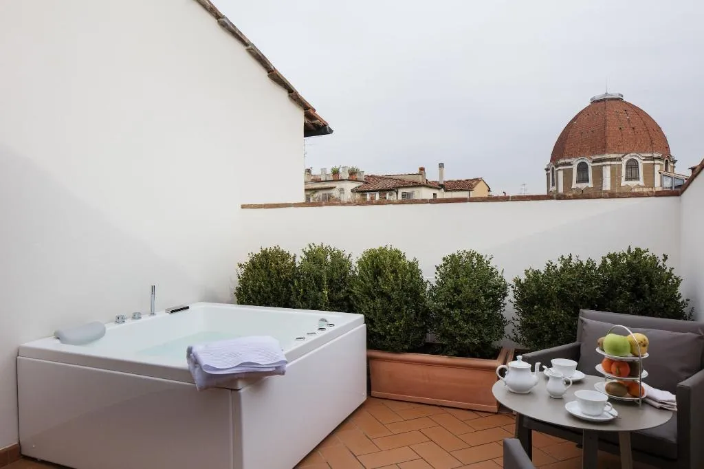 Room, The Frame Hotel, Florence