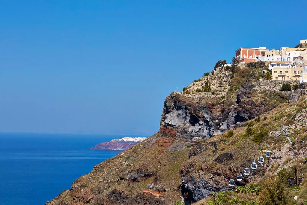 SUITE DELUXE WITH VIEWS Room, Caldera Cliff Illusion Suites, Santorini