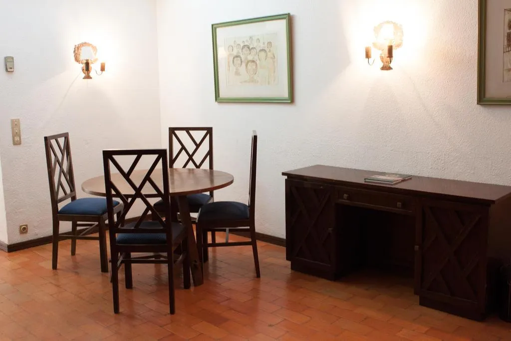 APARTMENT ONE BEDROOM Room, Cidadela, Lisbon