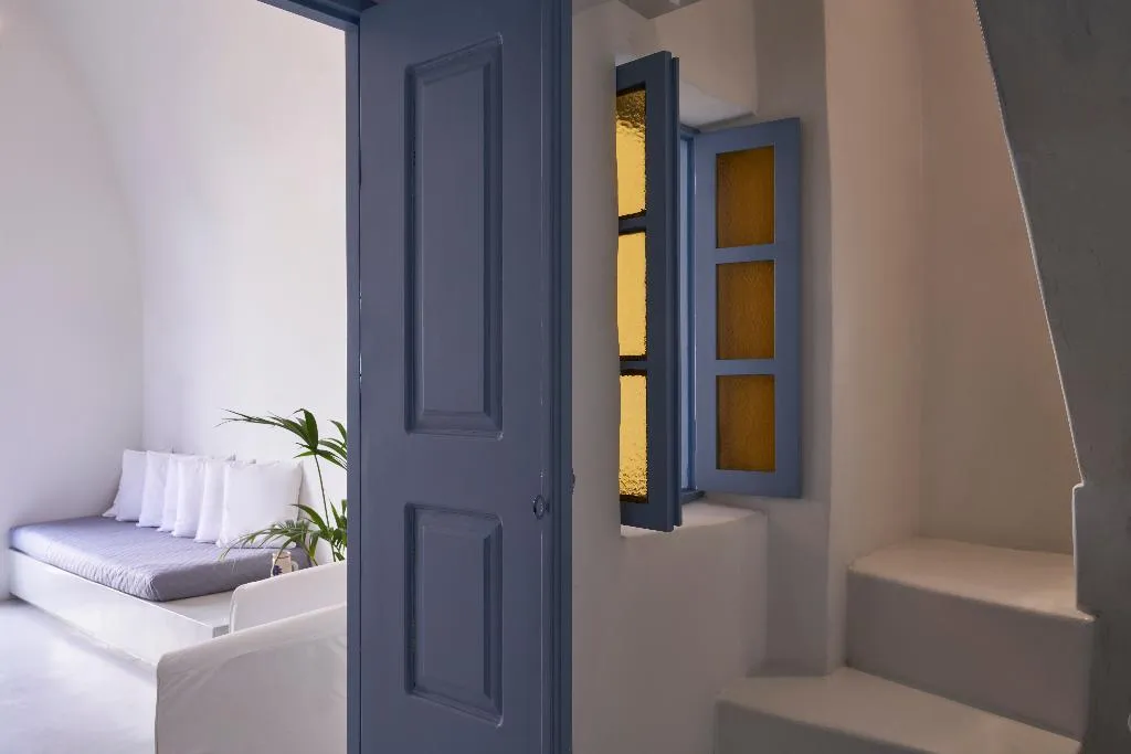 SUITE GRAND Room, Fava Eco Suites, Santorini