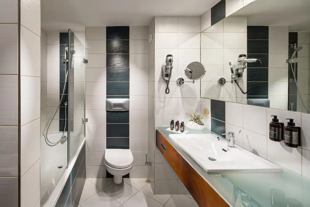 Room, Quality Hotel Brno Exhibition Centre, Prague
