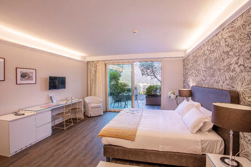 JUNIOR SUITE LAND VIEW Room, Hotel Borgo Le Terrazze, Milan