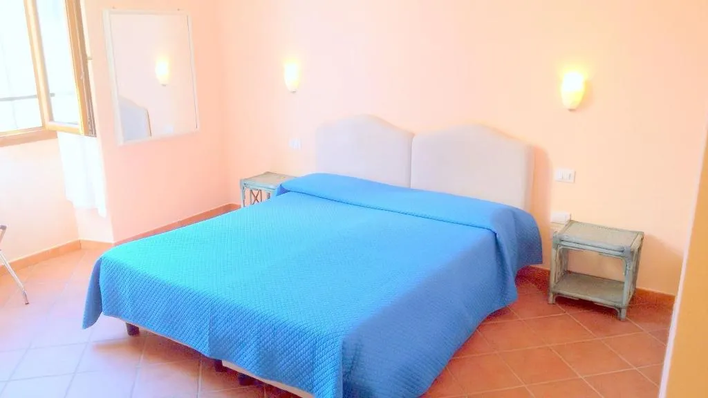Room, Rita Major, Florence