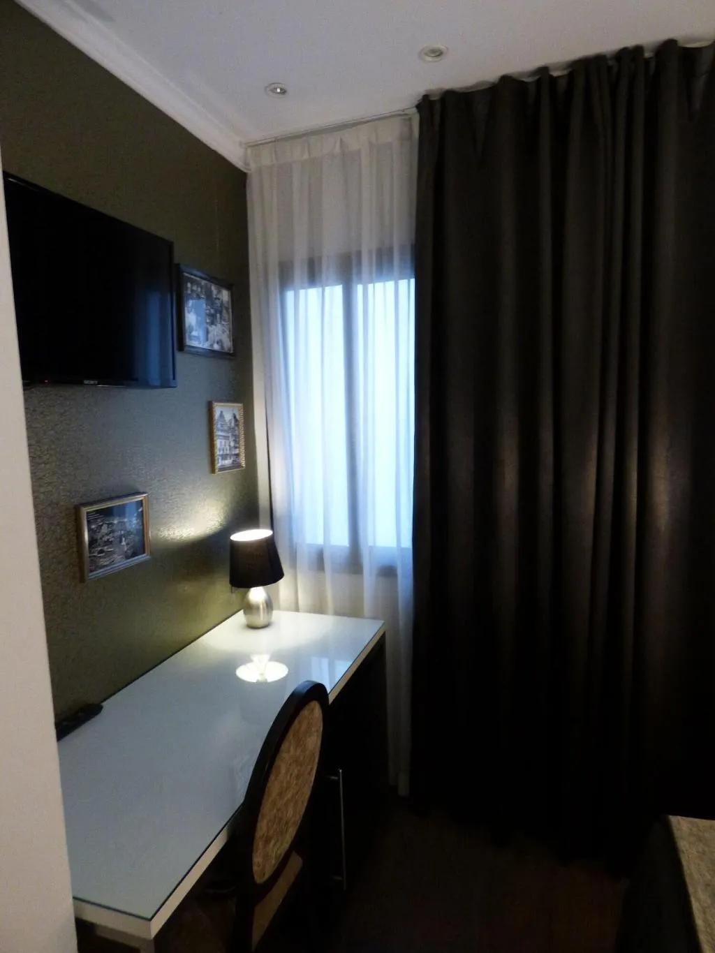 DOUBLE BASIC Room, Moderno, Barcelona