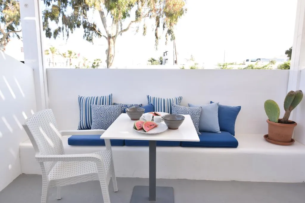 DOUBLE PREMIUM QUEEN BED Room, Aegeeis Santorini, Santorini