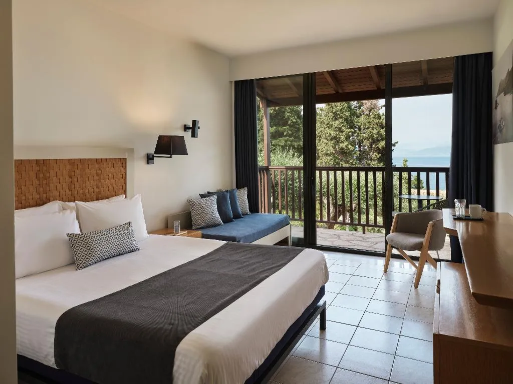 BUNGALOW SEA VIEW Room, Aeolos Beach Resort, Corfu