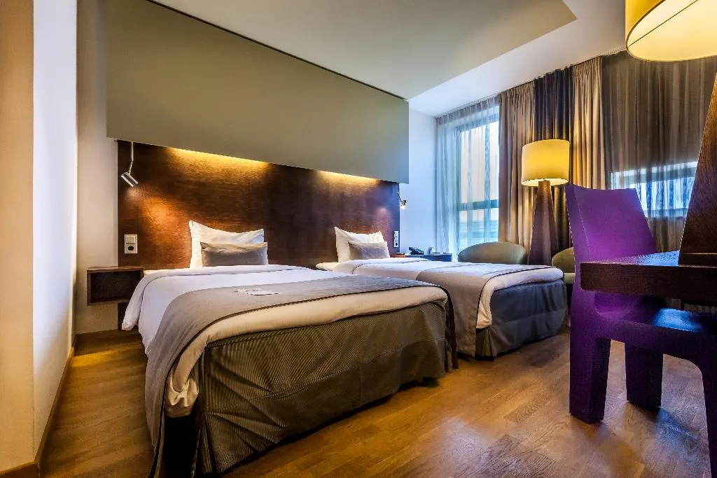 TWIN SUPERIOR Room, Hotel Artemis Amsterdam, Amsterdam