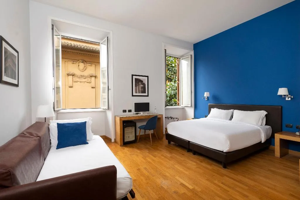 QUADRUPLE CLASSIC Room, Sky Blue Place, Rome