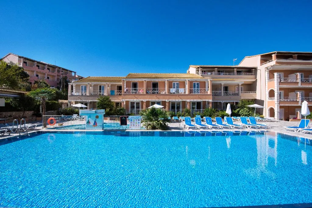 Pool, Kavos Plaza, Corfu
