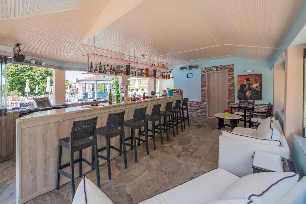 Bar, Sintrivanis Resort Beach, Thessaloniki