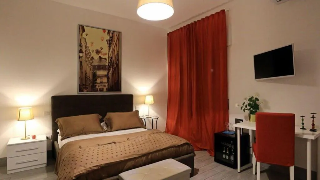 Room, B&B Brothers Suite Vomero, Naples