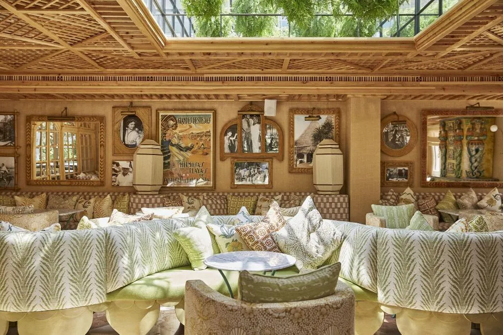 Restaurant, Marbella Club Hotel, Costa Del Sol