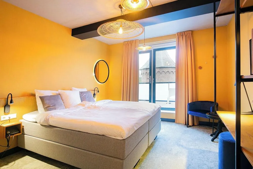 STUDIO DELUXE KING BED Room, Marktstad Hotel, Amsterdam