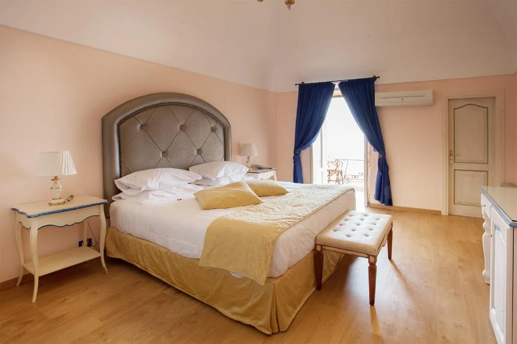 Room, Hotel Margherita, Naples