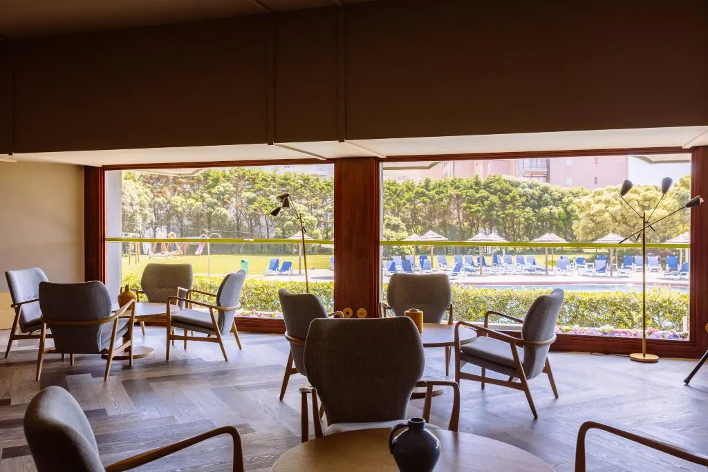 Bar, Axis Vermar Conference & Beach Hotel, Porto