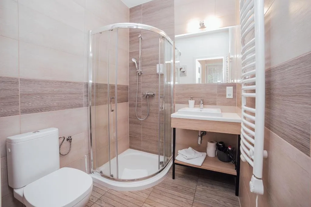 TRIPLE STANDARD Room, Apartments Bonerowska 5, Krakow