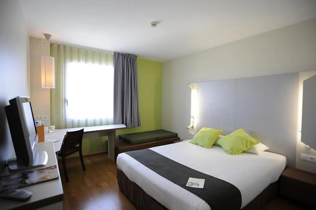 DOUBLE STANDARD Room, Travelodge Cornella Fira, Barcelona