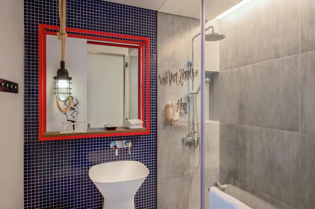 Room, Hampton by Hilton Dubai Al Seef, Dubai