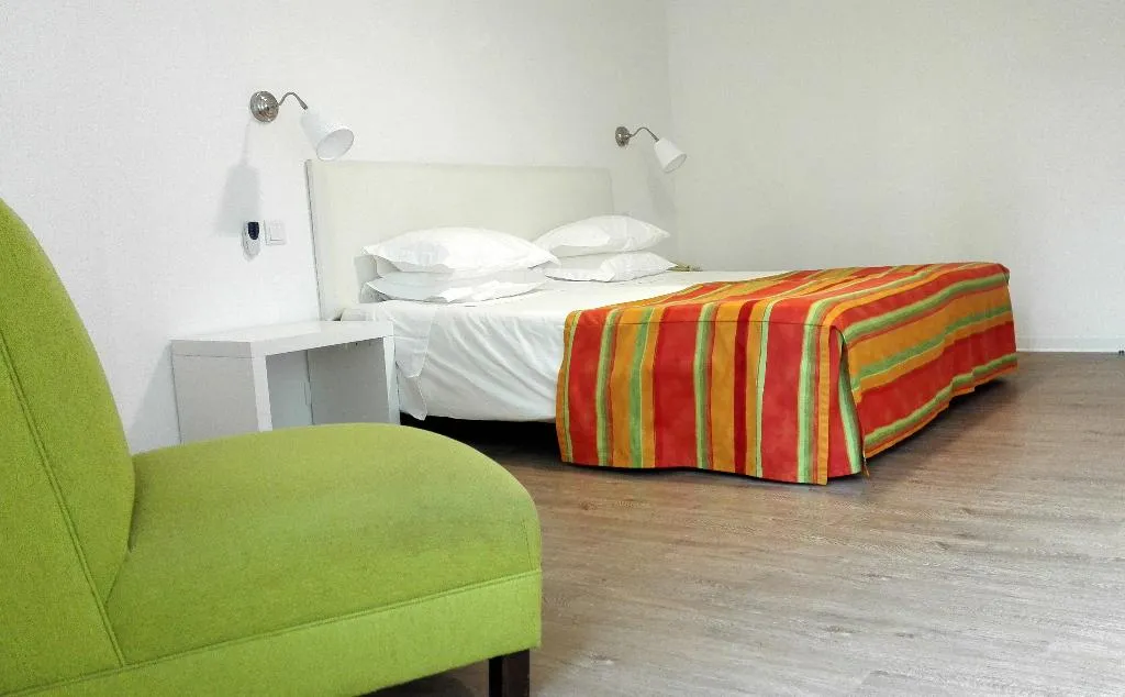 STUDIO CAPACITY 3 Room, Florasol Residence Hotel, Madeira