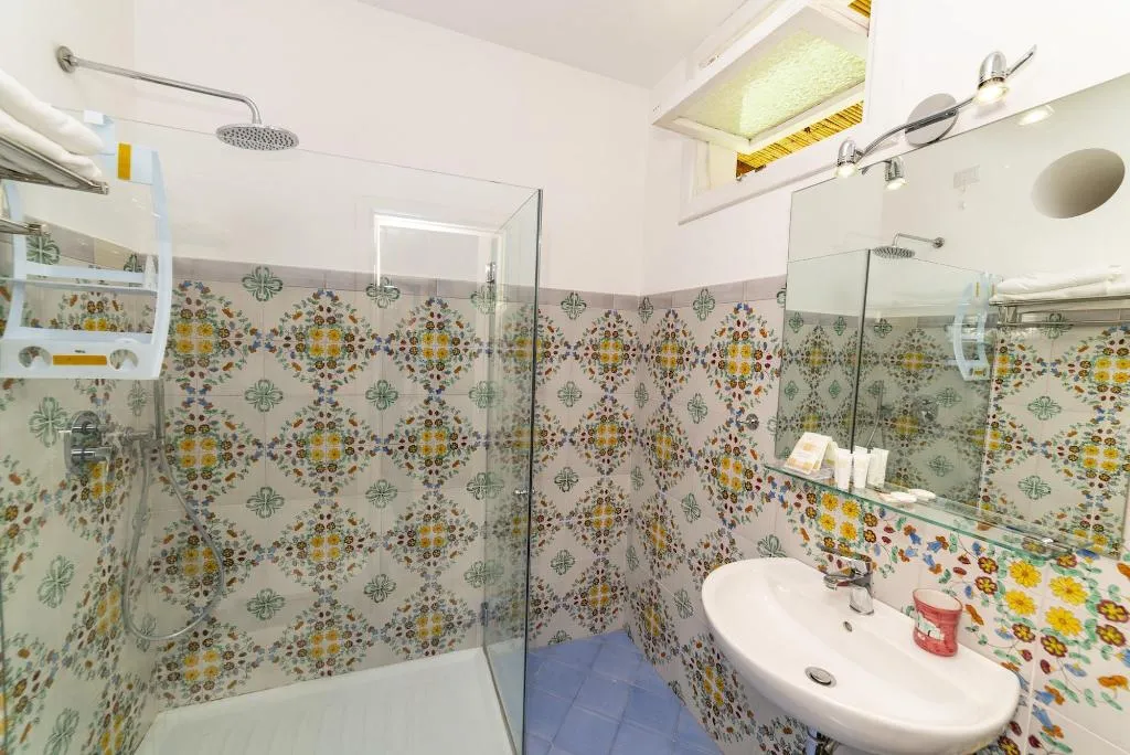 Room, Casa Teresa, Naples