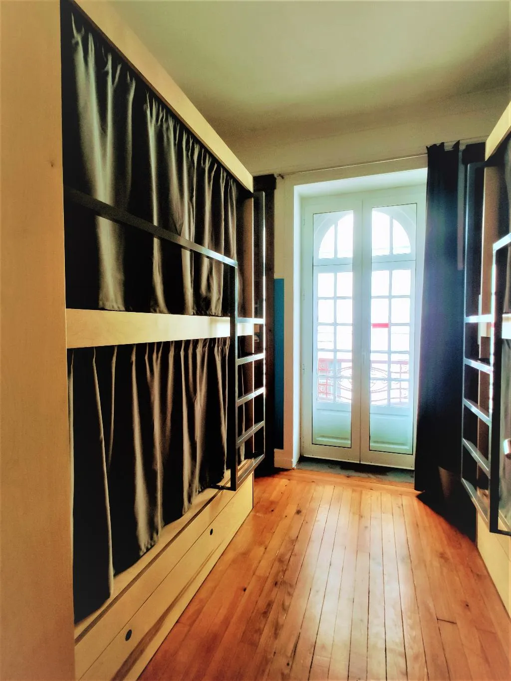 Bed in dormitory CAPACITY 4 ONE BEDROOM Room, Rivoli Cinema Hostel, Porto