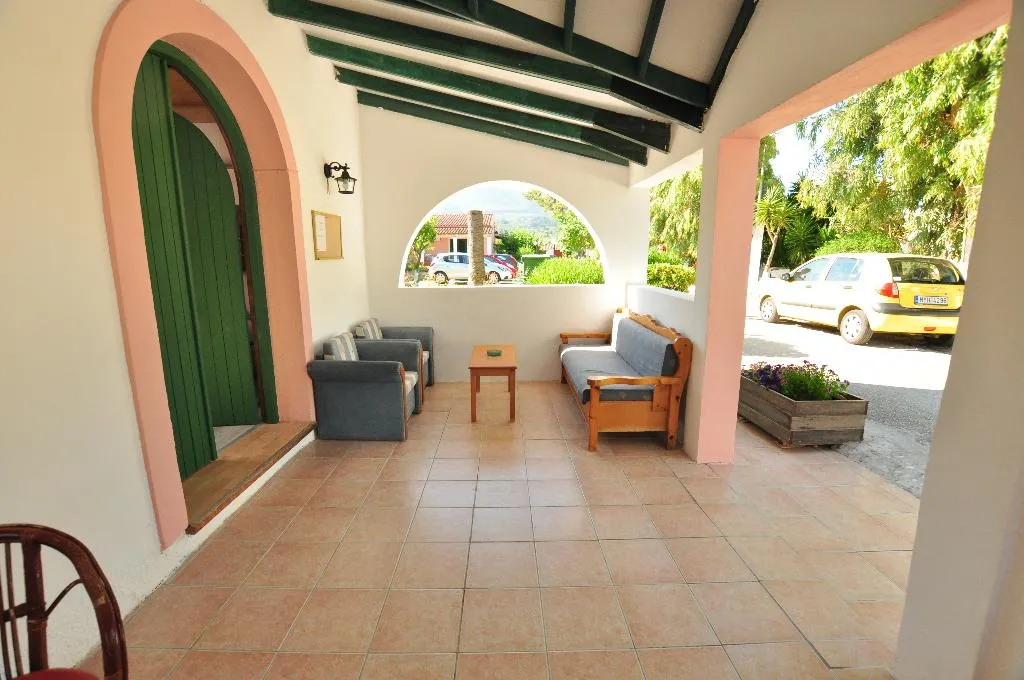 Lobby, Tassos Apartments, Corfu