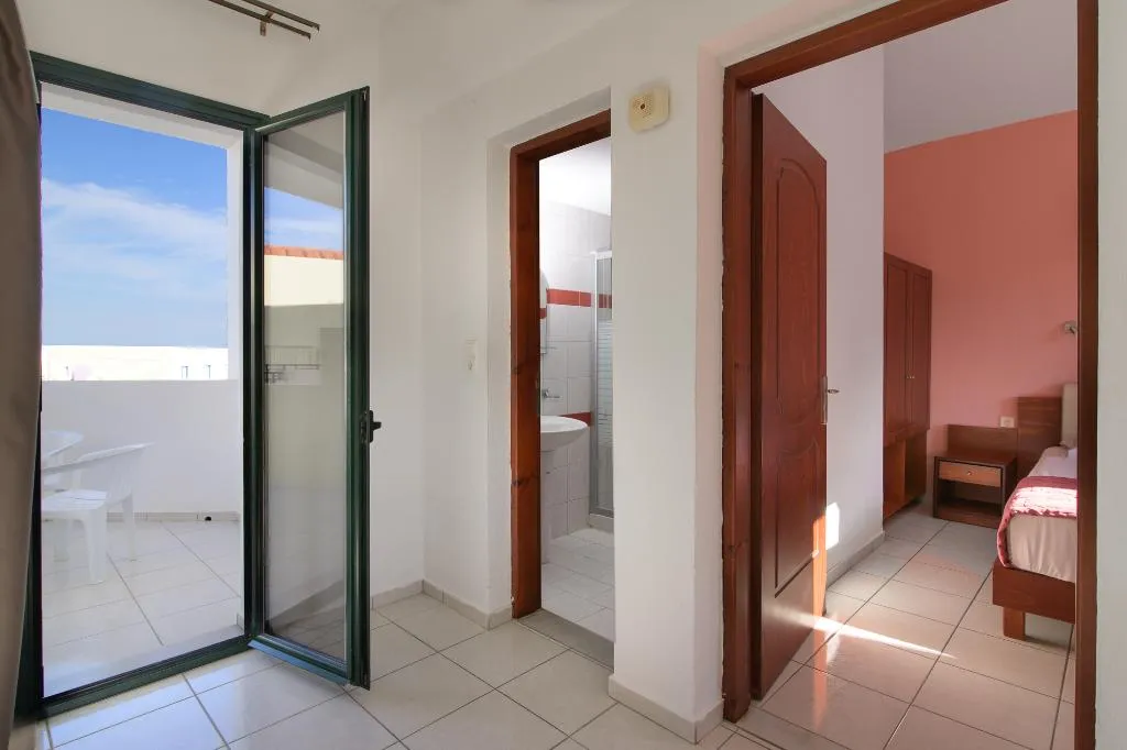 TRIPLE SUPERIOR Room, Ariadni Palace, Crete
