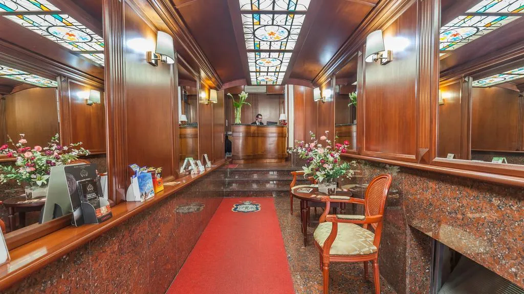 Lobby, Hotel Prince Galles, Rome