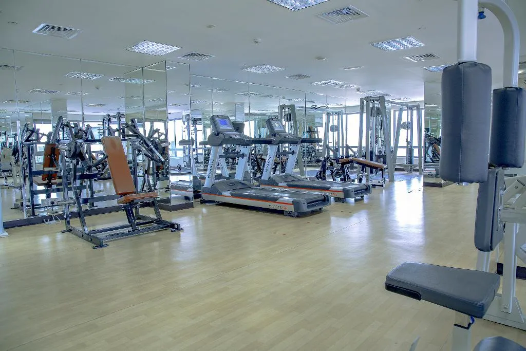 Sports and Entertainment, Al Salam Grand Hotel Apartment, Dubai