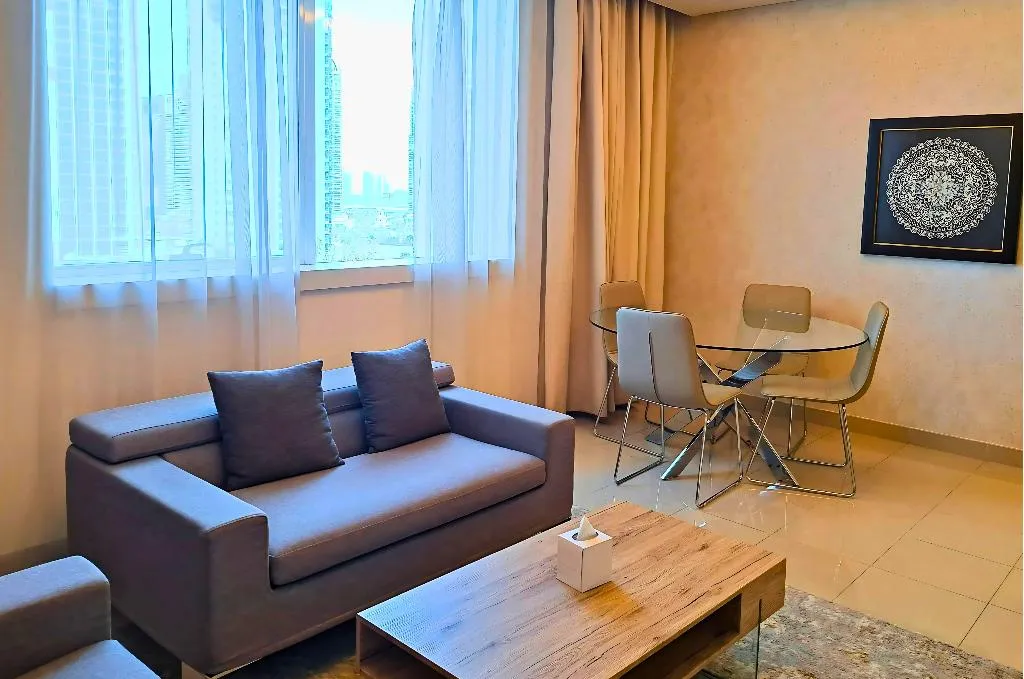 Double or Twin EXECUTIVE ONE BEDROOM Room, Barceló Residences Dubai Marina, Dubai