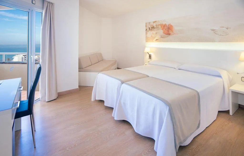 TWIN WITH BALCONY Room, THB Maria Isabel, Majorca