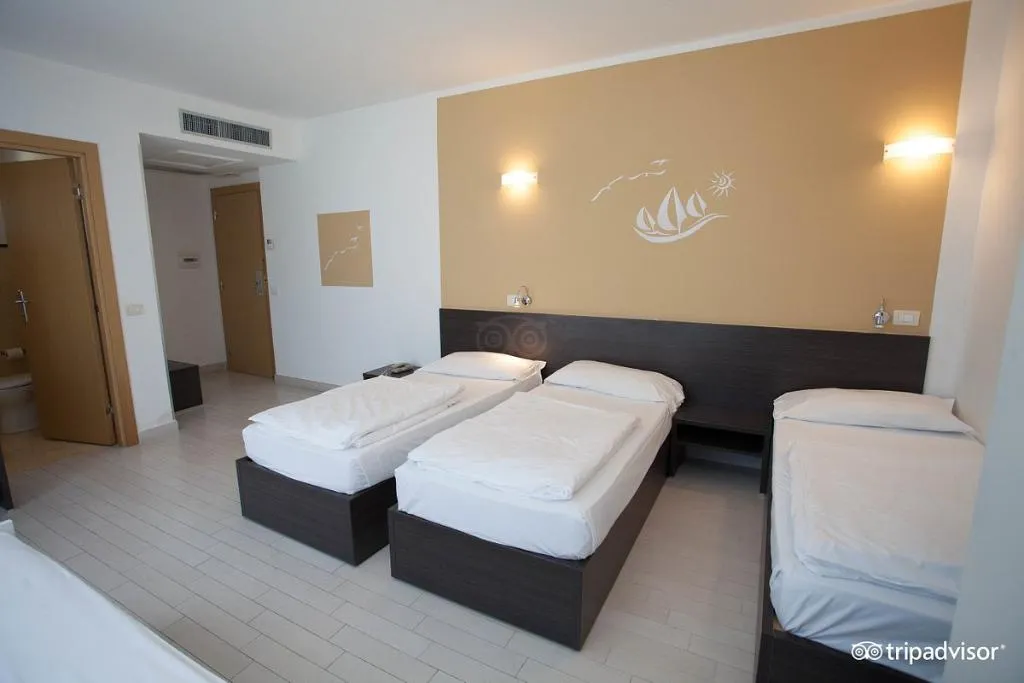 Room, Ca' del Moro, Venice